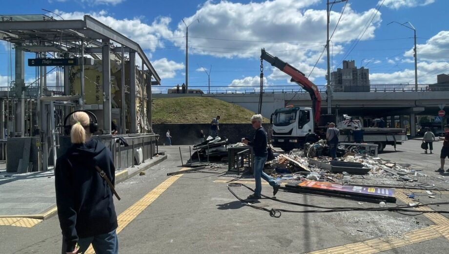 Метро ”Святошин” після обстрілу: як виглядає станція після нічної атаки (фото)