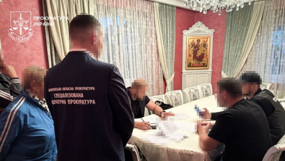 Депутата Закарпаття викрили у схемі продажу дуба