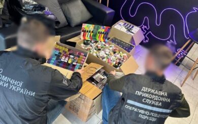 Во Львовской области разоблачили масштабную схему сбыта контрафактных электронных сигарет