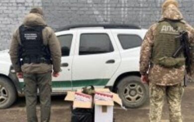 В Черновицкой области сорвали попытку переправки сигарет в Румынию
