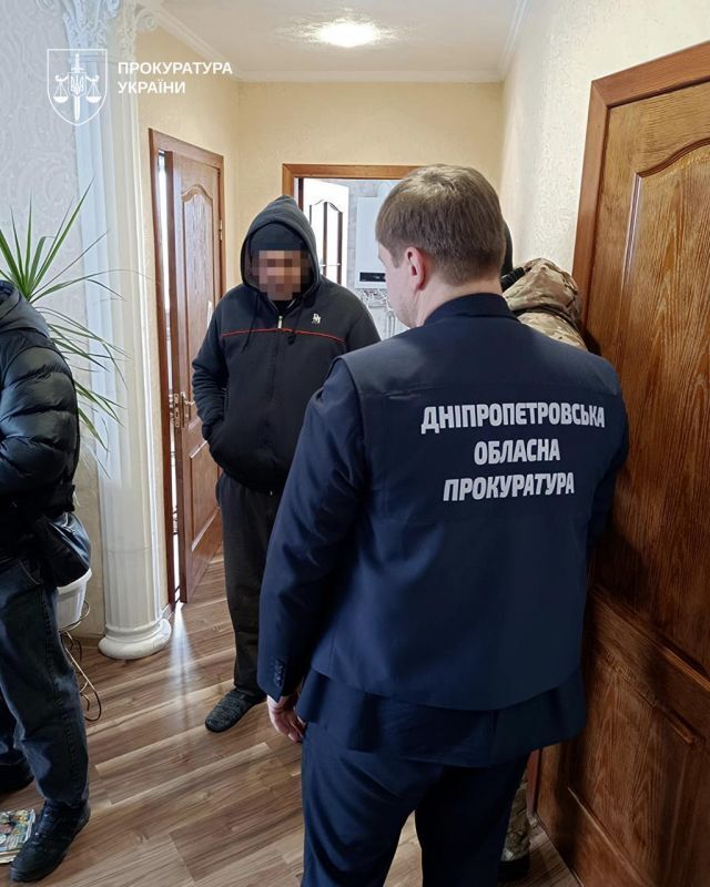 Батьки жорстоко поводилися з дітьми у будинку сімейного типу в Дніпрі: прокуратура повідомила про підозру