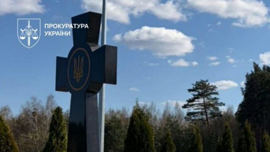 Кресты для Аллеи Героев в Ирпене купили в Китае за 12 тысяч, продали бюджет за 80