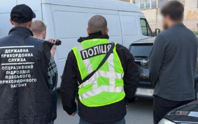 Telegram-схема за 5 тысяч долларов: в Одессе разоблачили нелегальный выезд мужчин
