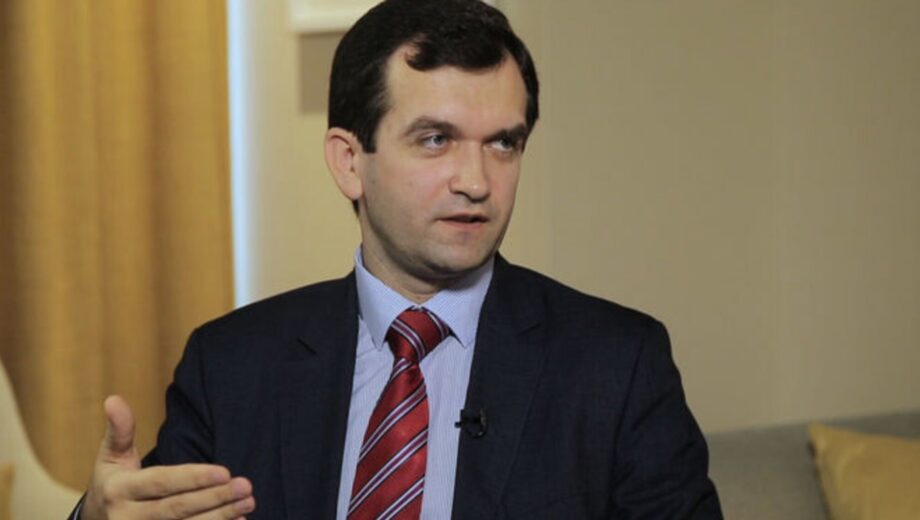 Жена главы Пенсионного фонда Марианна Капинус приобрела автомобиль по заниженной цене