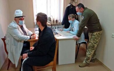 Военнообязанные смогут получить направление на ВЛК онлайн