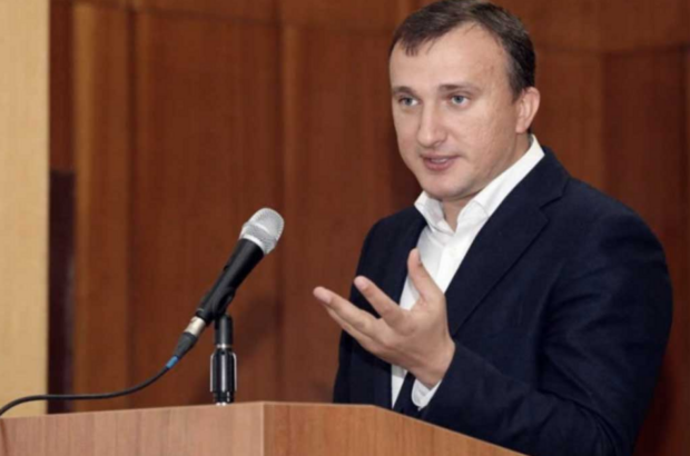 Ексмер Ірпеня Карплюк не зможе виїхати до США через скасовану візу, – Цензор