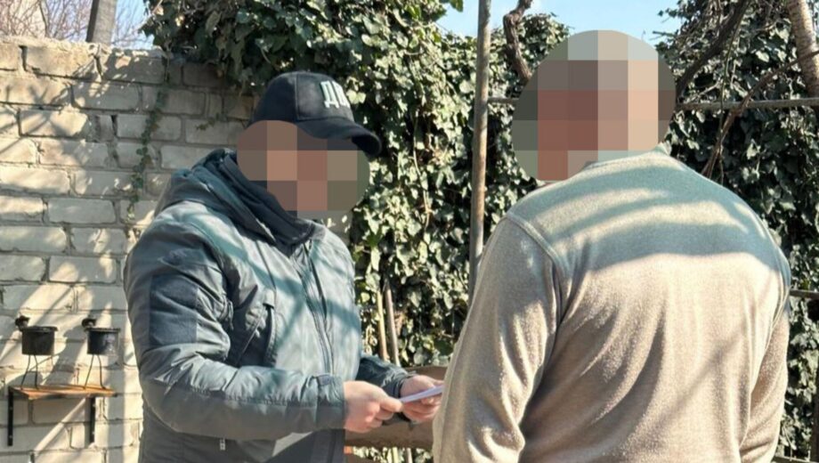 ДБР подозревает начальника КЭВ Херсона в завышенных закупках дров для военных