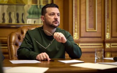 ”Життя важливіше за будь-які святкування”: Зеленський оголосив режим тиші з 6 травня