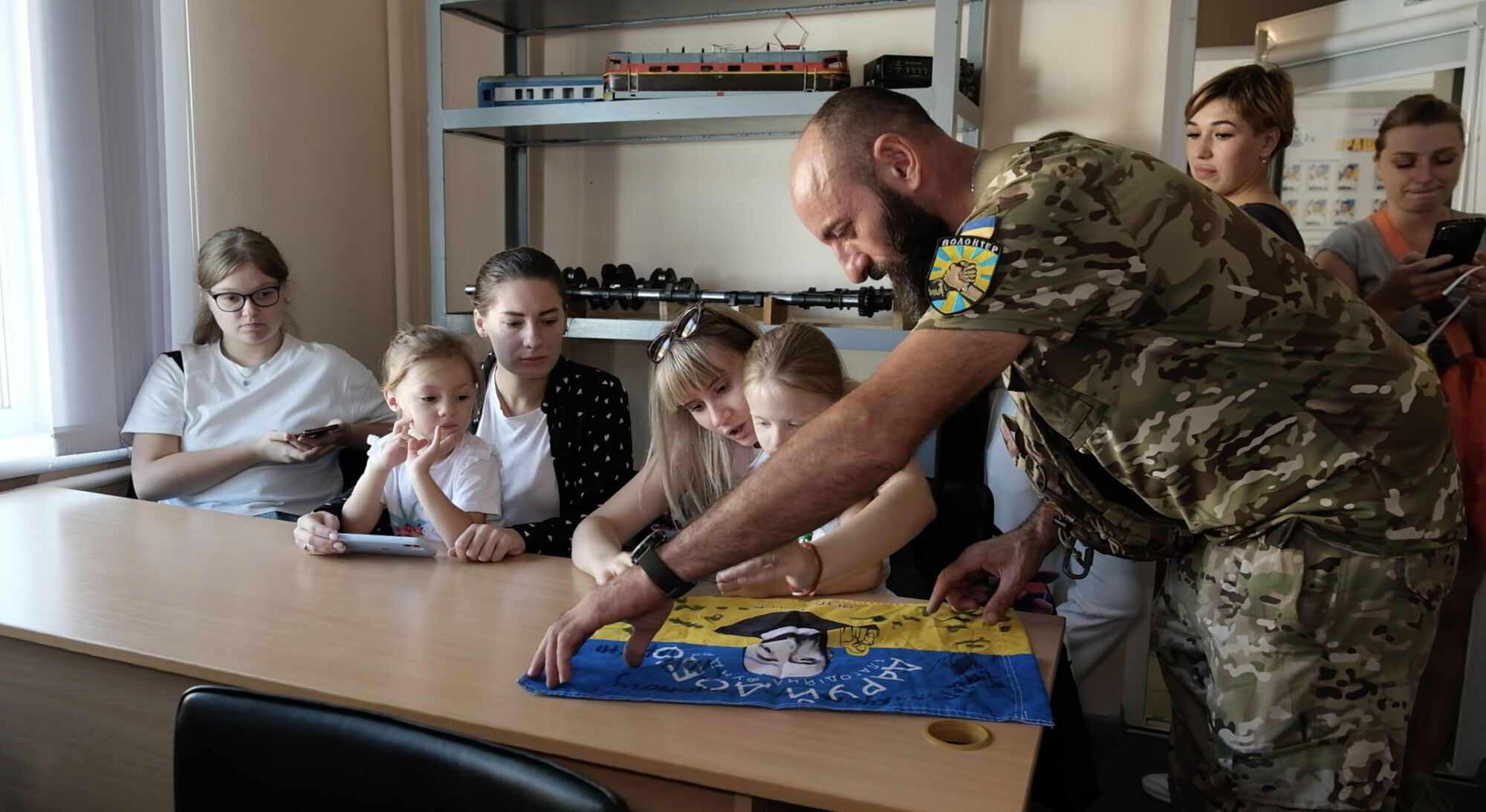 Благотворительный проект ''Дари добро'': праздник для детей защитников на Киевской детской железной дороге