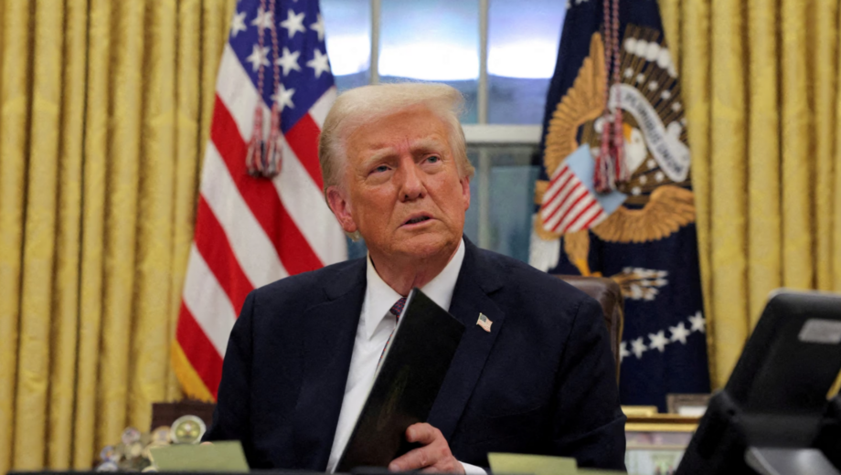 Рейтинг поддержки американцев к Трампу падает из-за экономических опасений – Reuters