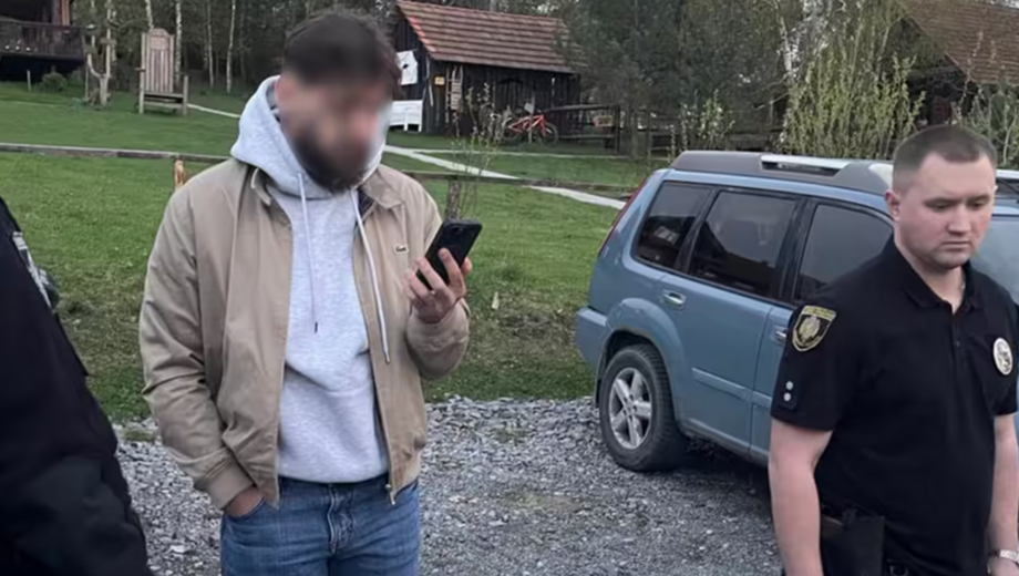 На базе отдыха подо Львовом посетитель стрелял в мужчину и женщину