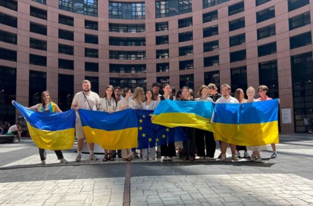 Украинская делегация покинула молодежный форум в Страсбурге из-за выступления дочери Навального