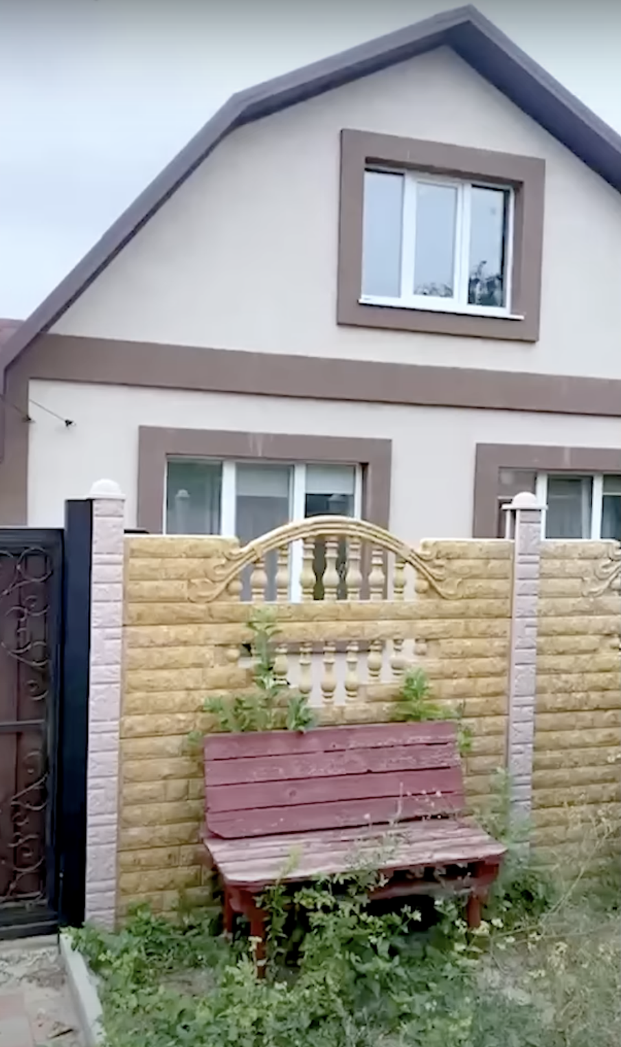 Обновленный двухэтажный дом тещи Артура Воронцова