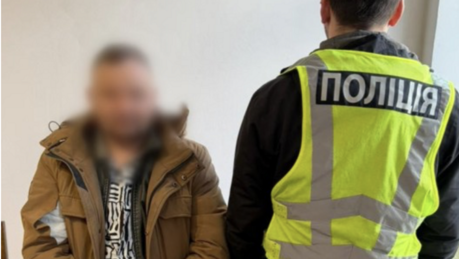 За 17 тысяч »вывозил» за границу: в Киеве разоблачили организатора незаконных переправ