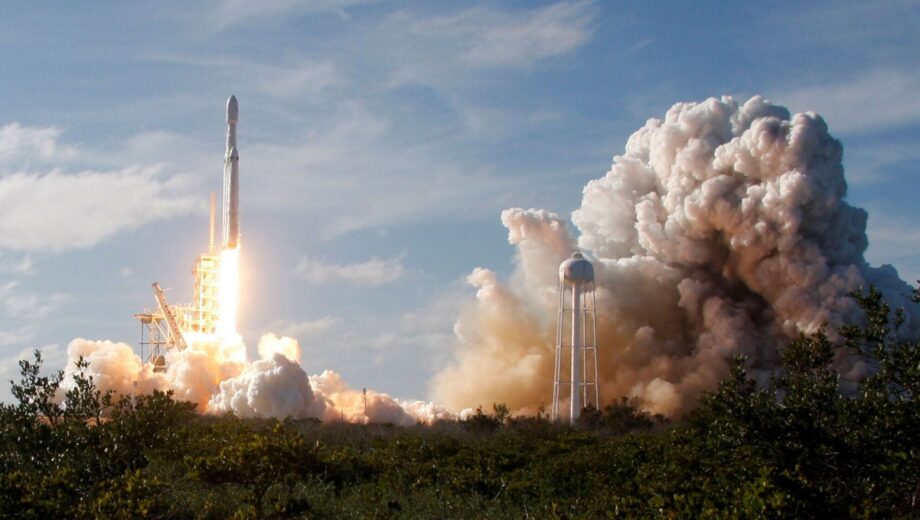 Научный проект украинских школьников отправили в космос ракетой SpaceX