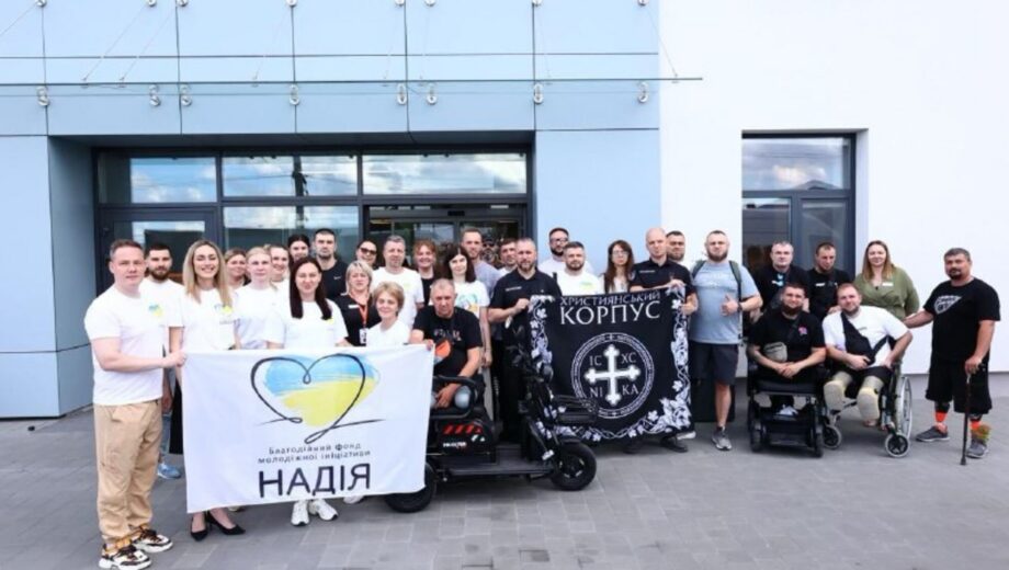 Христианский корпус, БФ молодежной инициативы »Надежда» и Валерий Дубиль посетили больницу Мечникова и Superhumans в Днепре