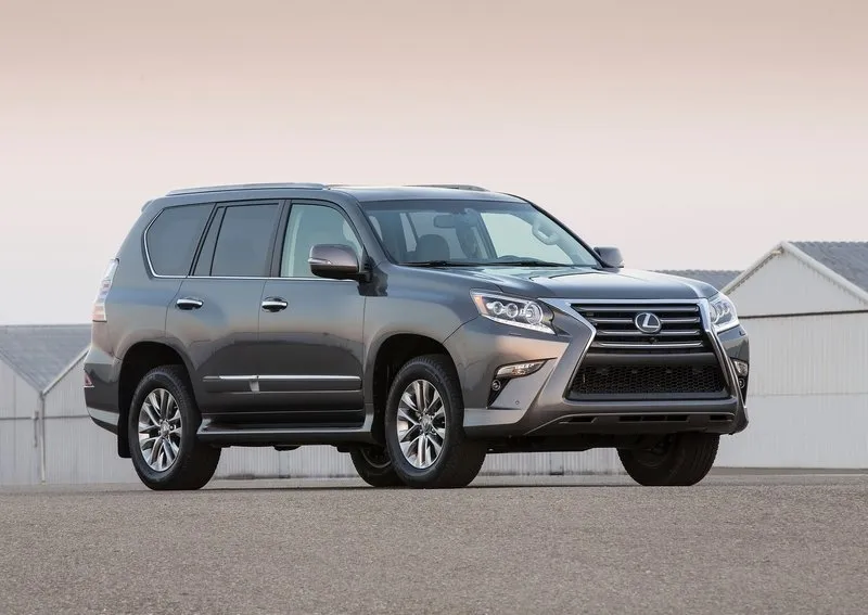 Балашов пользуется ''чужим'' Lexus GX 460
