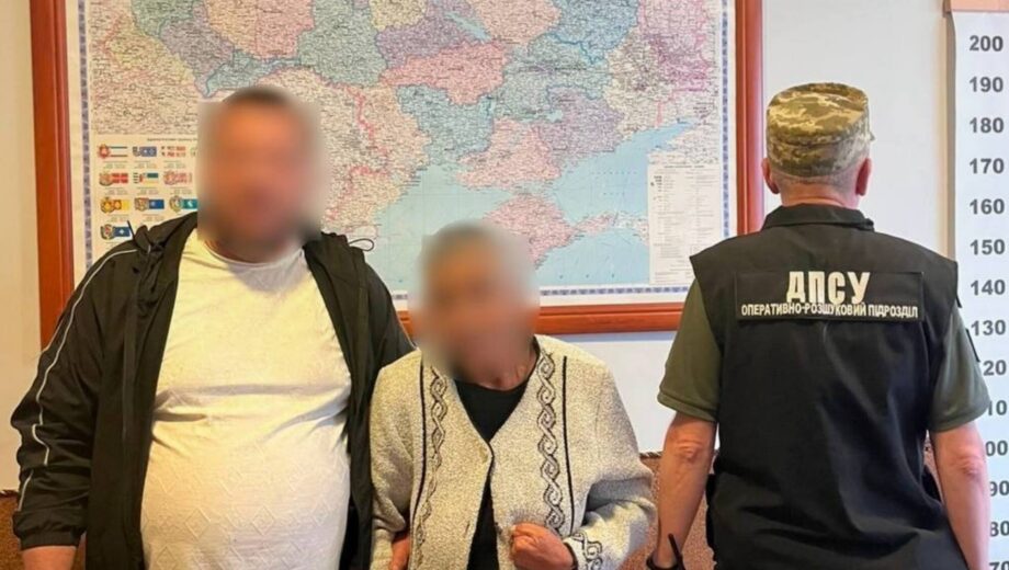 На границе разоблачили мужчину, который ехал в путешествие с двумя женами