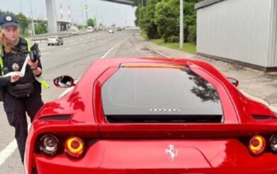 В Киеве водители Ferrari и Audi гоняли по городу со скоростью более 100 км/ч