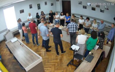 ”Після сесії – застілля? На Львівщині депутати забули вимкнути трансляцію і потрапили в ефір”