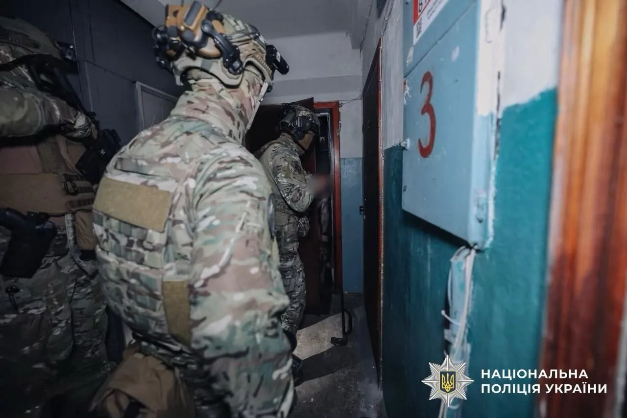 Нацполиция сорвала подготовку покушения на чиновника ГУР и задержала агента рф