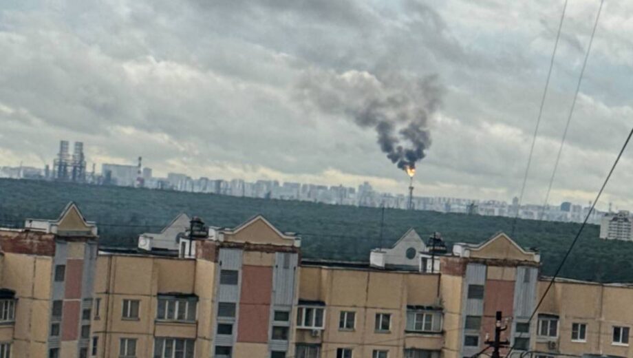 У москві – влучання безпілотника в НПЗ