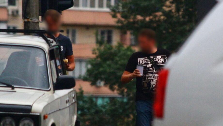 В Киеве двое мужчин приговорены к 9 годам за сбыт почти 250 тысяч фальшивых долларов