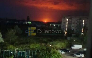 В Крыму после ночной атаки вспыхнули пожары на ТЭС, газораспределительной станции и нефтебазе