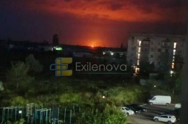 В Крыму после ночной атаки вспыхнули пожары на ТЭС, газораспределительной станции и нефтебазе