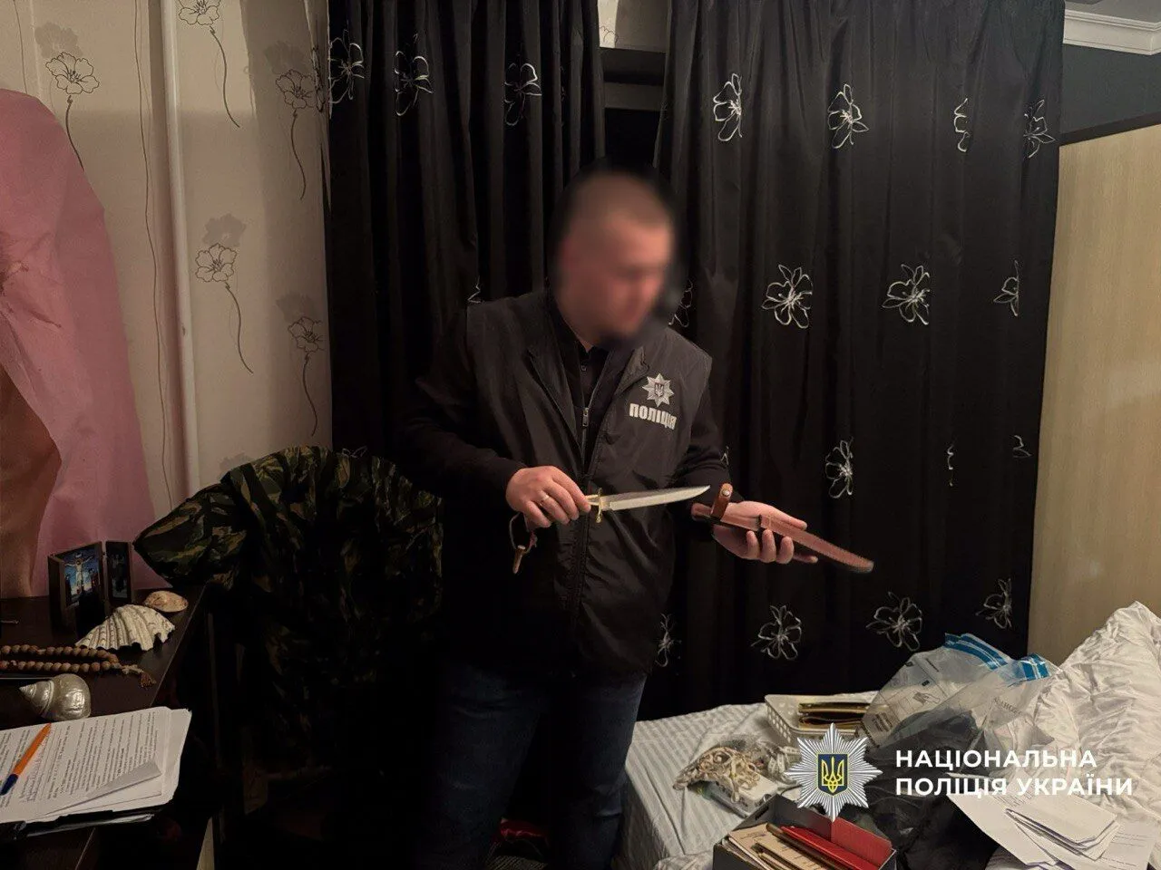 Требовали 250 тысяч долларов и запугивали семью: в Черкассах задержали преступную группу