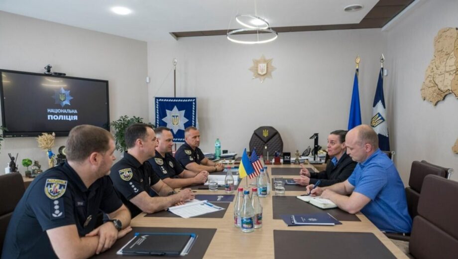 Выговский обсудил с DEA усиление сотрудничества в борьбе с наркопреступностью