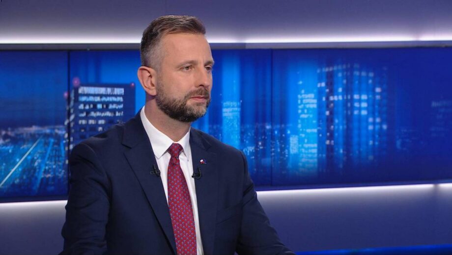 Глава Минобороны Польши заявил, что Украина не вступит в ЕС с »культом Бандеры»