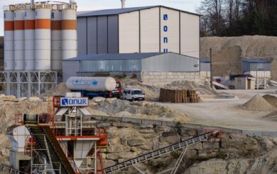 75 тысяч кубометров песка, 40 миллионов убытков и ноль выплат: финансовая история карьера во Львовской области