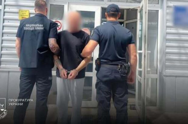 На Прикарпатті судитимуть екстрадованого зі Словаччини військового: його підозрюють в організації банди, що викрала понад 8 млн грн