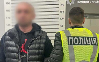 Шахрайська схема з продажем автомобілів: киянина обвинувачують у привласненні понад 2,5 млн грн