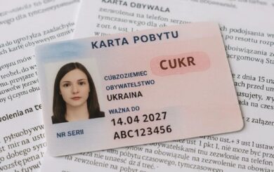 Легальное проживание в Польше: кому из украинцев недоступна карта CUKR