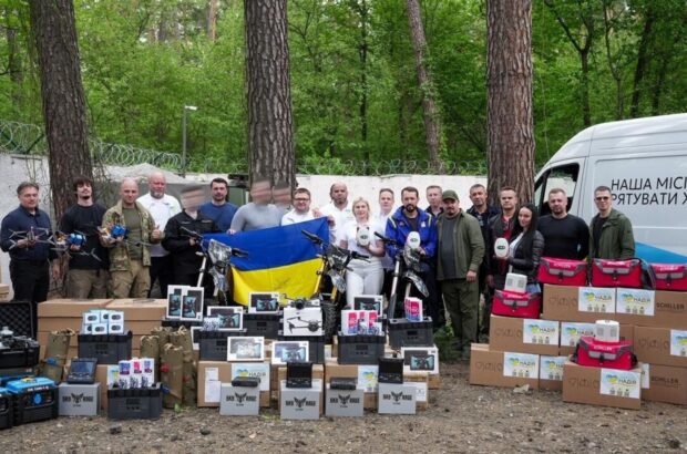 Помощь почти на 7 миллионов гривен получило »Спецподразделение Тимура» ГУР от фонда »Надежда» и Валерия Дубиля
