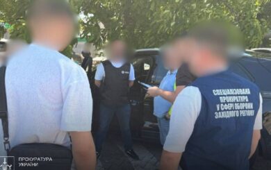”Переведу в тил за $6 тисяч”: на Буковині затримали чоловіка, який видавав себе за генерала