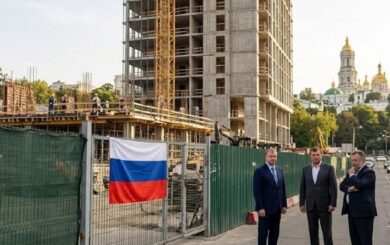 80 метров у Лавры, суды и оффшоры: с застройкой на Печерске связывают Цюпка и Левочкина — медиа