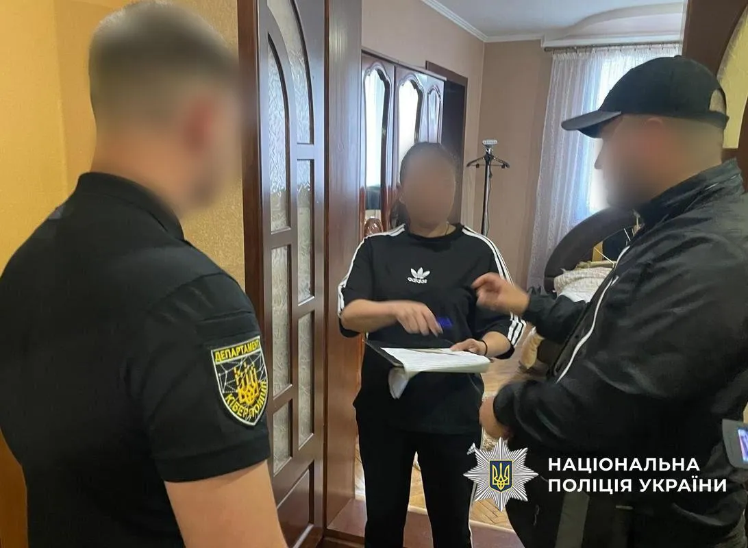 41-летний мужчина заплатил 2500 долларов за место под мешками и поддонами для побега из Украины