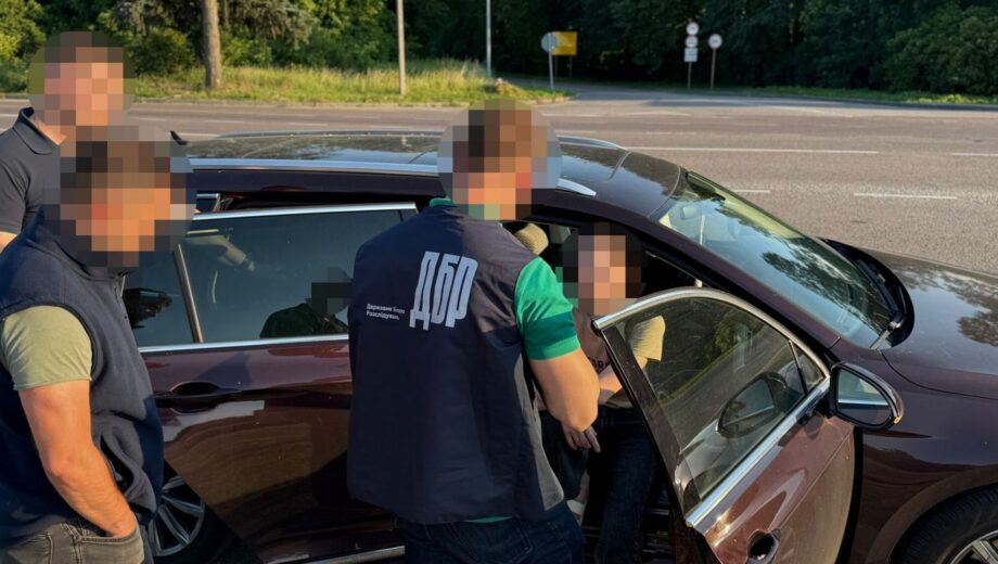 Генераторы для армии закупили с переплатой более 18 млн грн: офицеру сообщили о подозрении