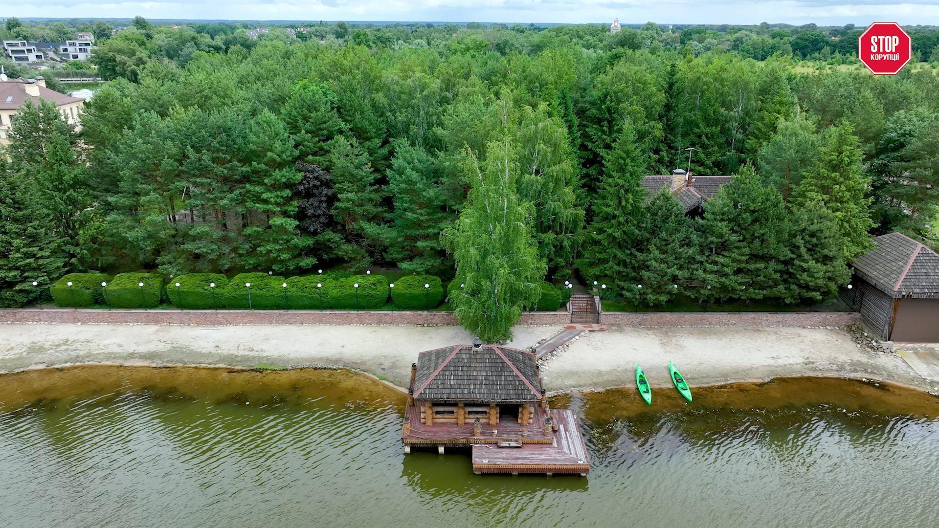Комунальний берег із охороною Яценка