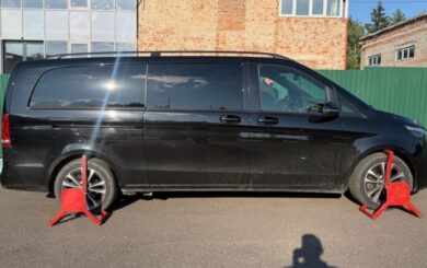 На пункте пропуска »Ужгород» обнаружили микроавтобус Mercedes, угнанный в Польше