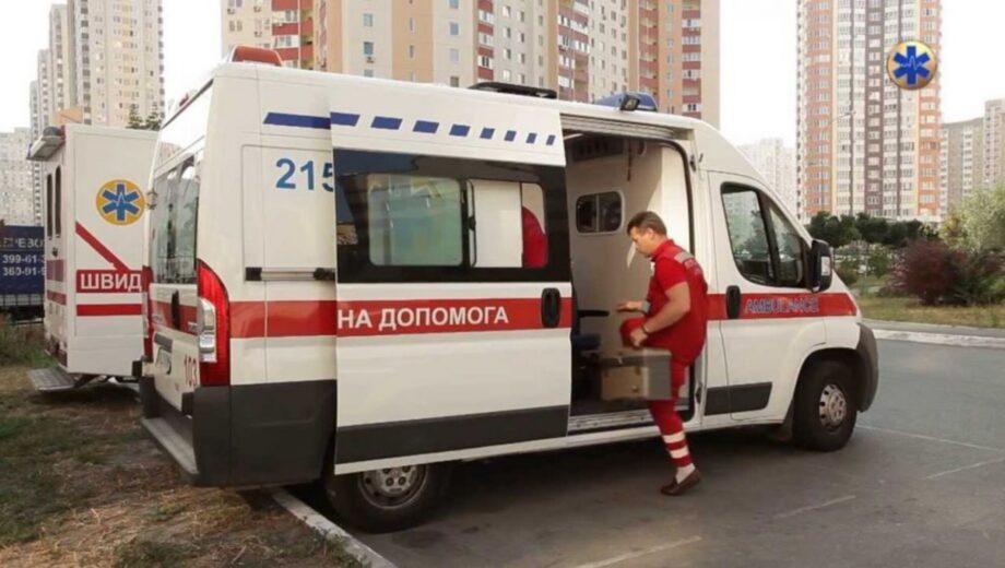 »Ждите отбоя»: в Киеве разгорелся скандал после звонка раненого на 103