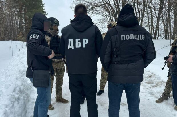 Нашел оружие на позициях врага и выставил на продажу — будут судить военнослужащего из Сумщины