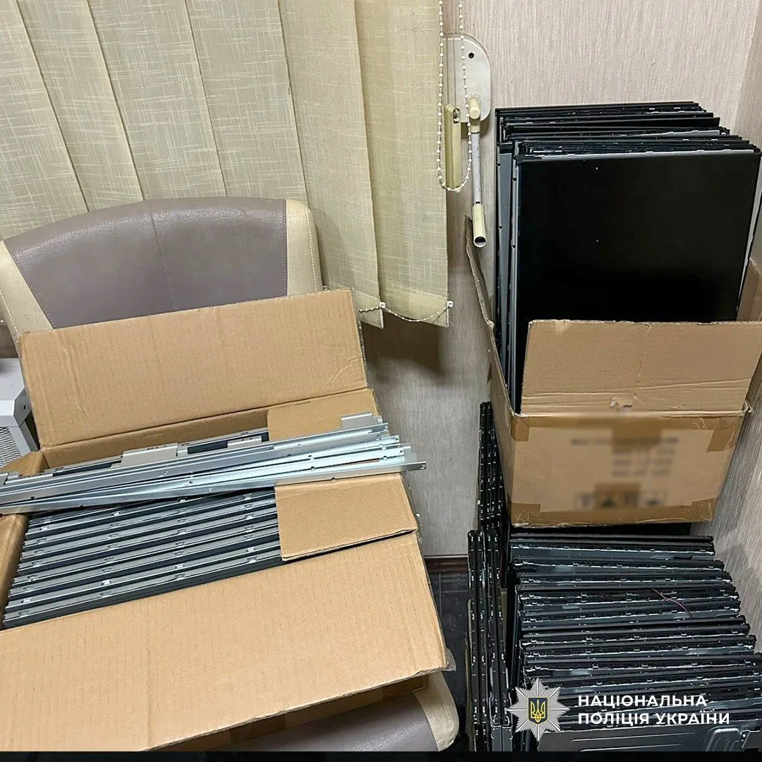 У Києві хотіли ''злити'' майже мільйон на техніці для ДСНС: схему зупинили просто під час закупівлі