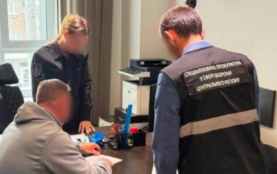 Понад 11 млн грн збитків на закупівлі генераторів для ЗСУ: підозру оголошено командиру та його заступнику