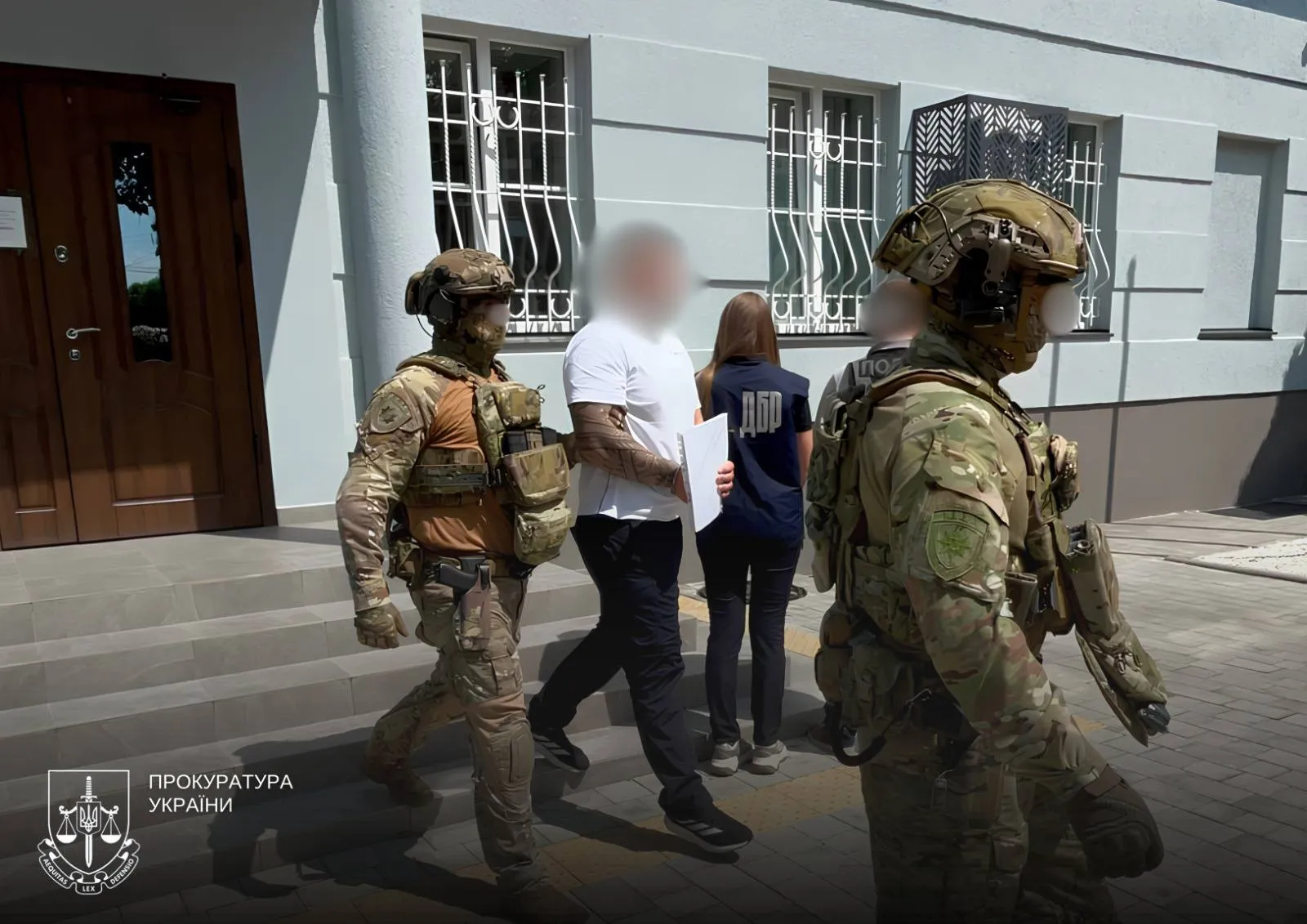 21 мужчину удерживали до 48 суток: подозрение руководству РТЦК на Закарпатье