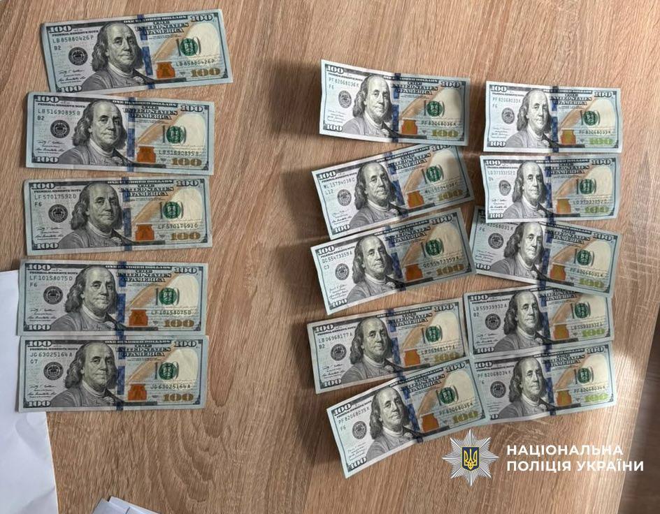 2000 доларів за ''липову'' інвалідність: на Волині затримали двох медиків