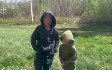 На Закарпатье мать приговорили к 8 годам тюрьмы за продажу двух детей для попрошайничества